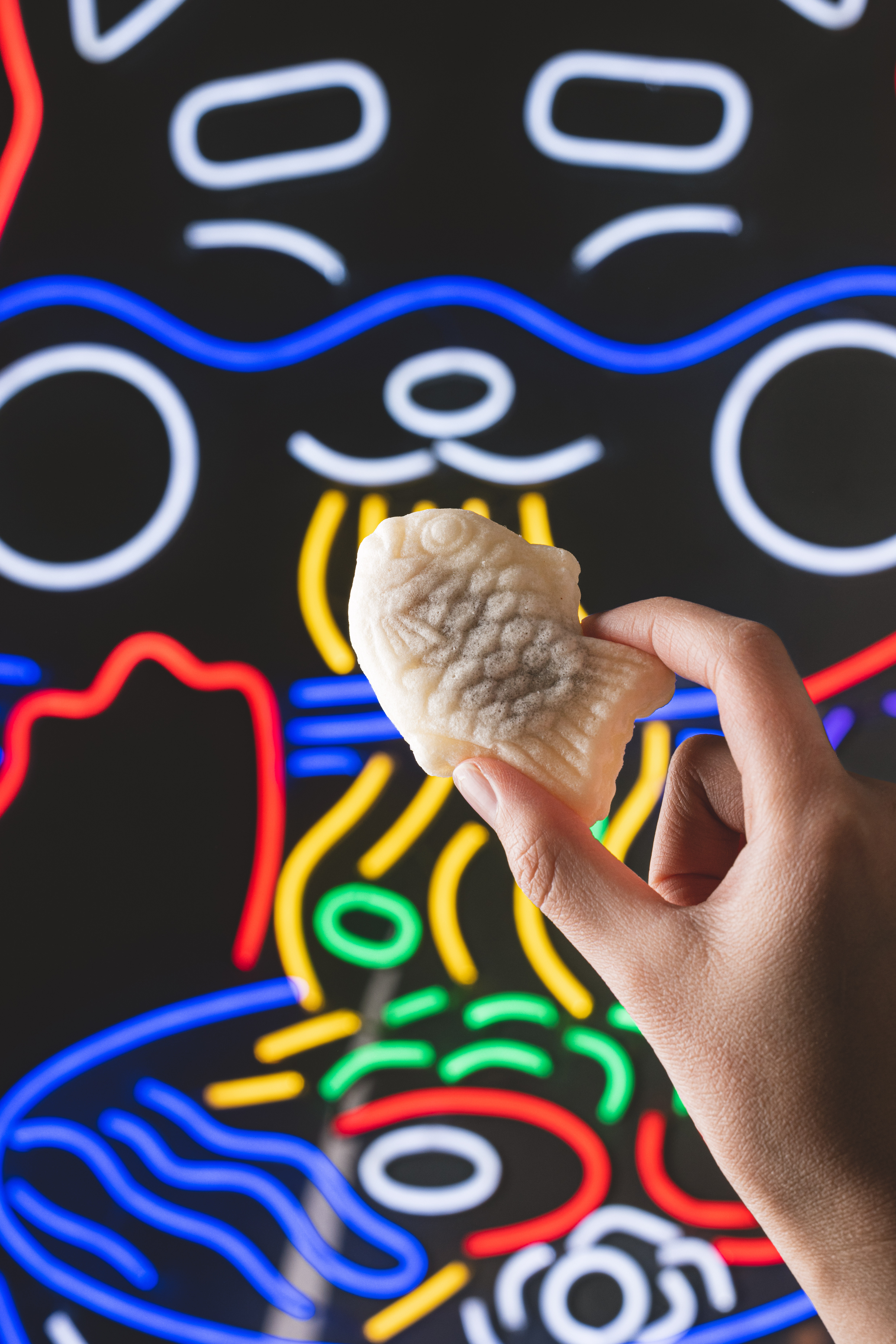 Mochi taiyaki neon.jpg