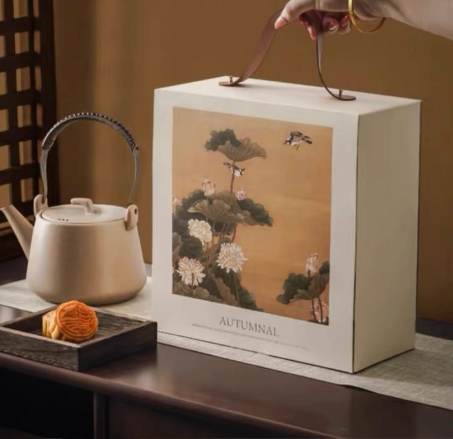 Bubble Nini Mooncakes Image 1.jpeg